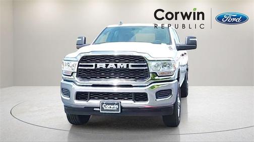 2024 RAM 2500 Tradesman Crew Cab 4x4 6'4' Box