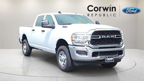 2024 RAM 2500 Tradesman Crew Cab 4x4 6'4' Box