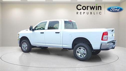 2024 RAM 2500 Tradesman Crew Cab 4x4 6'4' Box