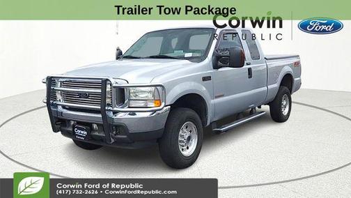 Silver Clearcoat Metallic 2004 Ford F-250 XL