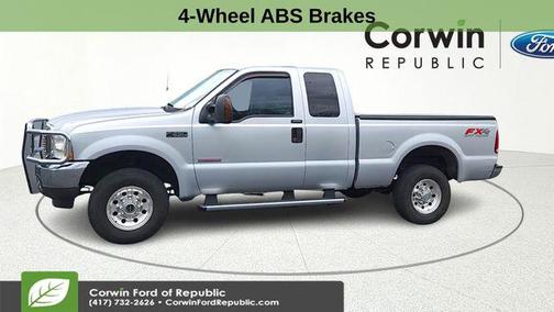 Silver Clearcoat Metallic 2004 Ford F-250 XL