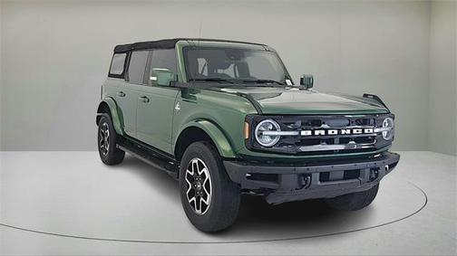 2022 Ford Bronco Outer Banks
