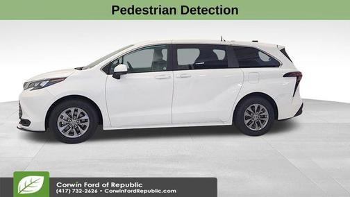 2024 Toyota Sienna LE