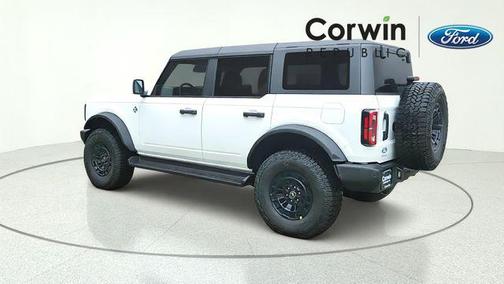 OXFORD WHITE 2026 Ford Bronco Outer Banks