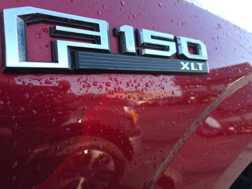 RUBY RED METALLIC TINTED CC 2018 Ford F-150 XLT