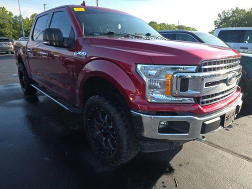 RUBY RED METALLIC TINTED CC 2018 Ford F-150 XLT