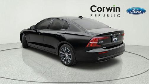 Black Stone 2023 Volvo S60 Recharge Plug-In Hybrid T8 Plus Dark Theme