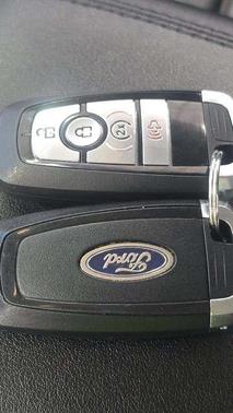 AGATE BLACK METALLIC 2023 Ford Edge SEL