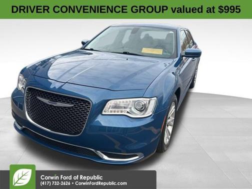 2021 Chrysler 300 Touring