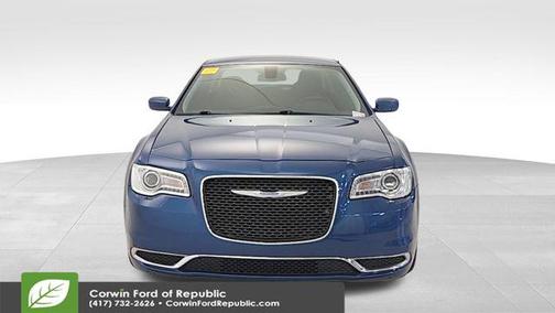 2021 Chrysler 300 Touring