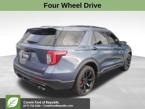 2020 Ford Explorer ST