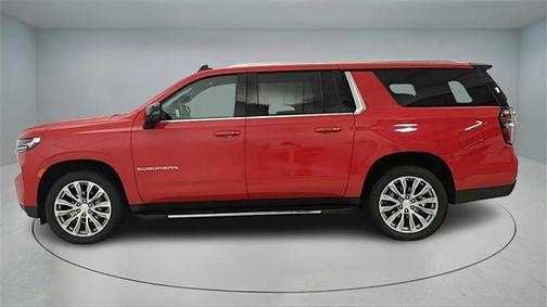 2023 Chevrolet Suburban LT