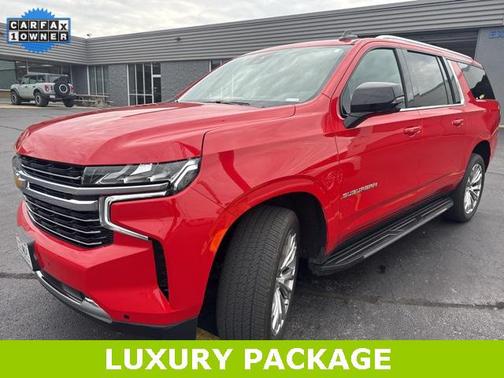 2023 Chevrolet Suburban LT