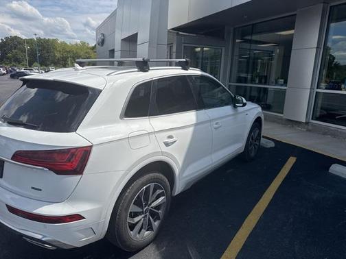 2023 Audi Q5 45 S line Premium Plus