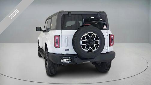 OXFORD WHITE 2025 Ford Bronco Outer Banks