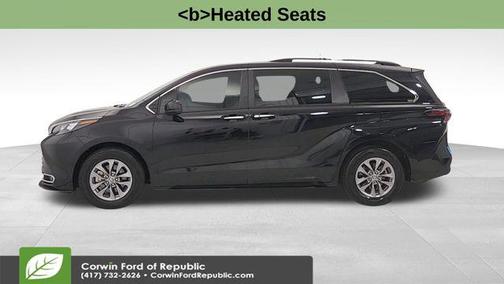 2024 Toyota Sienna XLE