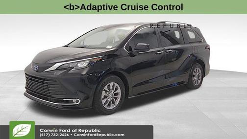 2024 Toyota Sienna XLE