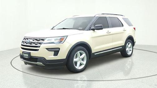 PLATINUM DUNE MET TRI-COAT 2018 Ford Explorer XLT