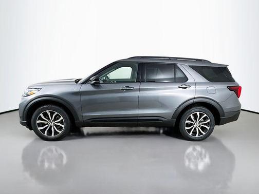 CARBONIZED GRAY METALLIC 2026 Ford Explorer ST-Line
