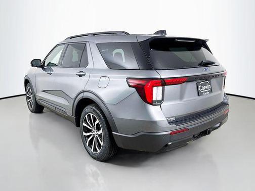 CARBONIZED GRAY METALLIC 2026 Ford Explorer ST-Line