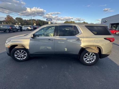 2023 Chevrolet Traverse LS