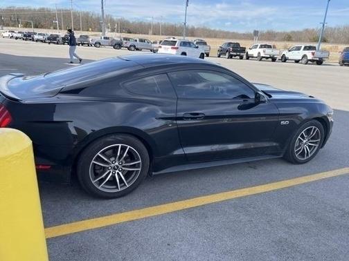 2017 Ford Mustang GT