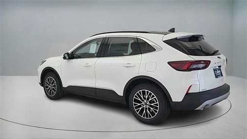 2025 Ford Escape PHEV SE