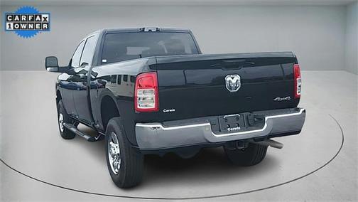 2024 RAM 3500 Tradesman Crew Cab 4x4 6'4' Box