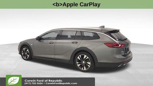 2018 Buick Regal TourX Essence