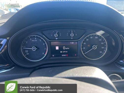 2018 Buick Regal TourX Essence