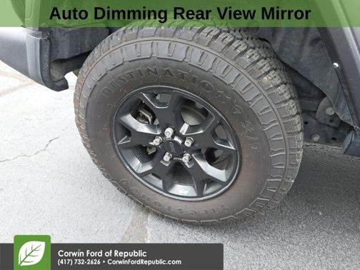 Black Clearcoat 2022 Jeep Wrangler Willys