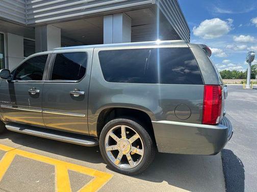 Evolution Green Metallic 2011 Cadillac Escalade ESV Base
