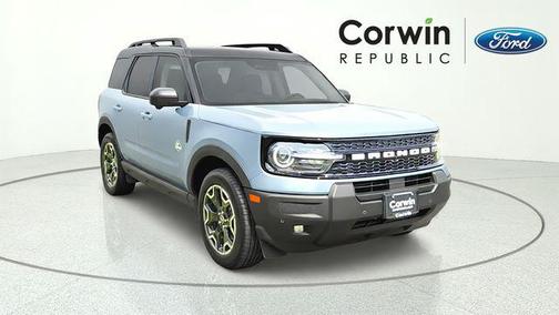 AZURE GRAY METALLIC TRI-COAT 2025 Ford Bronco Sport Outer Banks