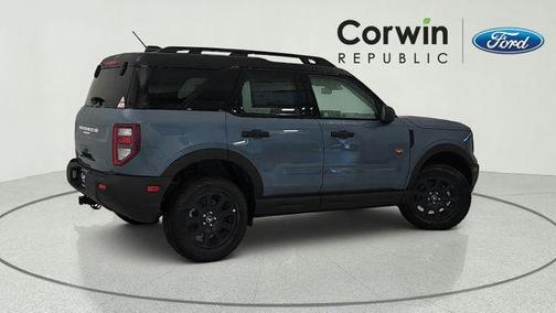 AZURE GRAY METALLIC TRI-COAT 2026 Ford Bronco Sport Badlands