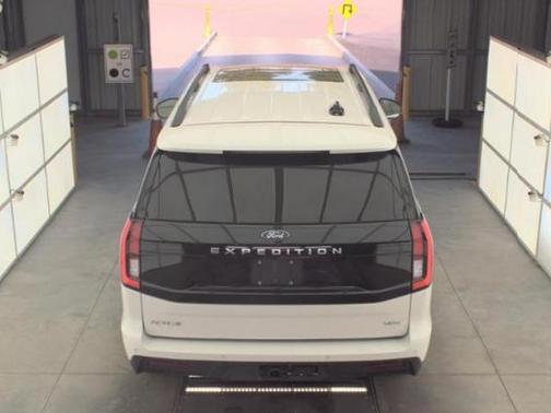 STAR WHITE MET TRI-COAT 2025 Ford Expedition Max Active 4x4