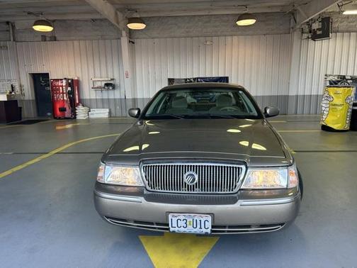 2004 Mercury Grand Marquis GS