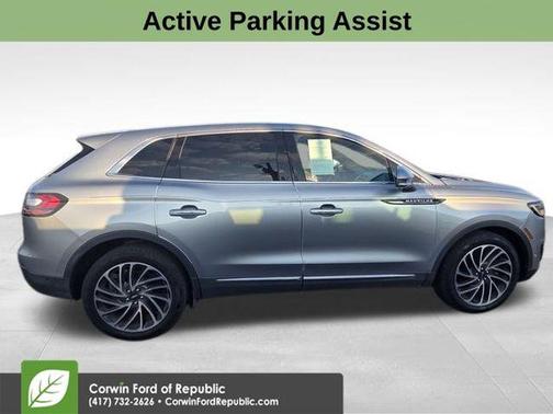 2020 Lincoln Nautilus Reserve