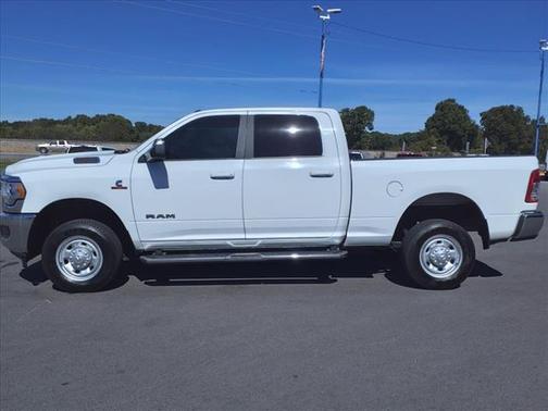Bright White Clearcoat 2020 RAM 2500 Big Horn Crew Cab 4x4 6'4' Box