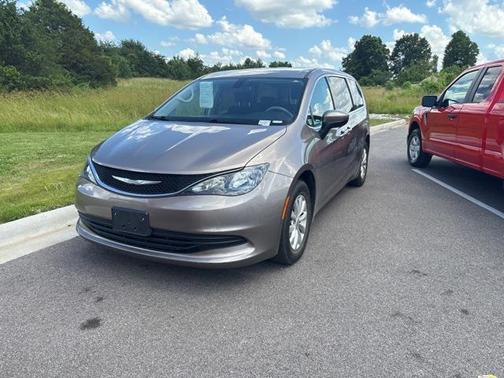 2018 Chrysler Pacifica LX