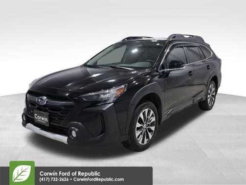 Crystal Black Silica 2025 Subaru Outback Limited