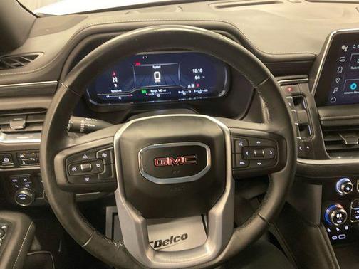 Summit White 2024 GMC Yukon XL SLT