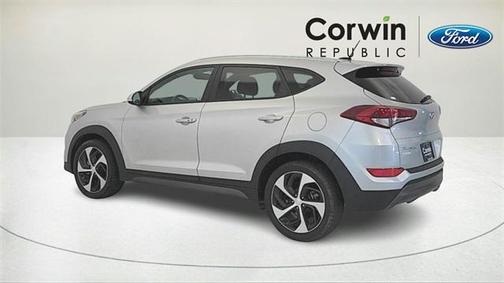 2016 Hyundai TUCSON Sport