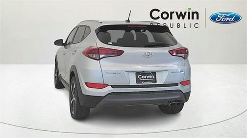 2016 Hyundai TUCSON Sport