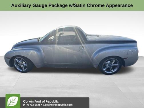 2005 Chevrolet SSR Base