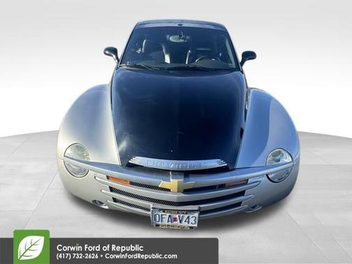 2005 Chevrolet SSR Base