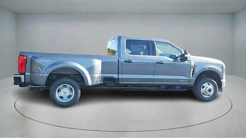 2026 Ford F-350 XLT