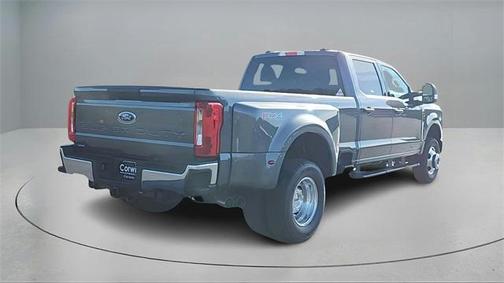 2026 Ford F-350 XLT