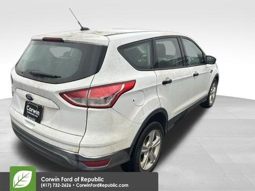 2015 Ford Escape S