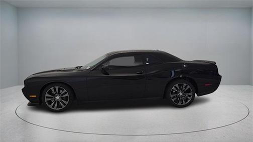 2014 Dodge Challenger SRT8 Core