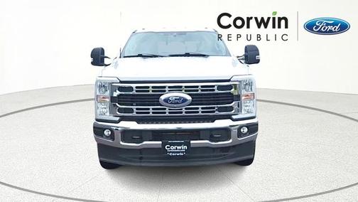 OXFORD WHITE 2023 Ford F-350 XLT